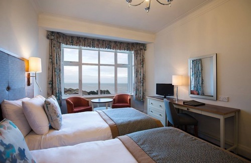 Meads Hotel | Hydro Hotel