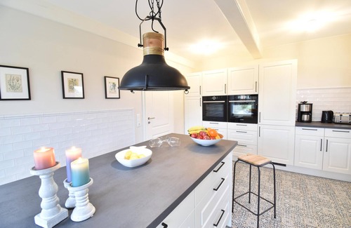 Steinbergkirche House | Hyggeby - fireplace, sauna, bathtub, 2 showers, TV, terrace, garden furniture, garden