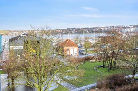 Aalborg Apartment | Hyggelig lejlighed i Aalborg Vestby, tæt på lystbådehavnen