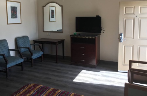 La Habra Hotel | Hyland Motel