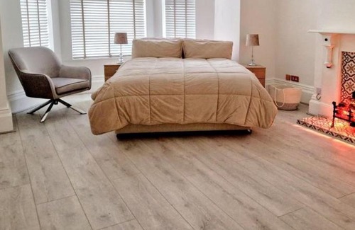 Hull Apartment | Hymers Avenue Apartment