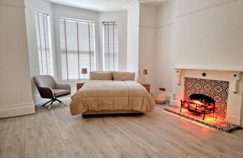 Hull Apartment | Hymers Avenue Apartment