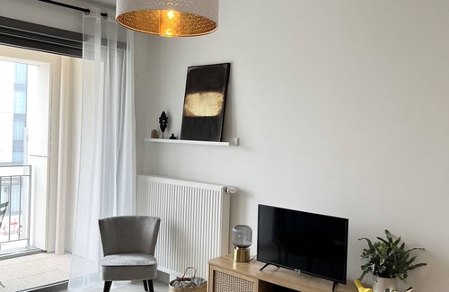 Old Town Apartment | Hyper Centre Tours apartment with bike room