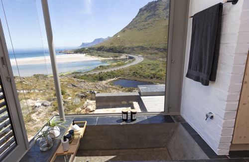Rooiels House | Hytte Riverview - Two Bedroom House, Sleeps 4