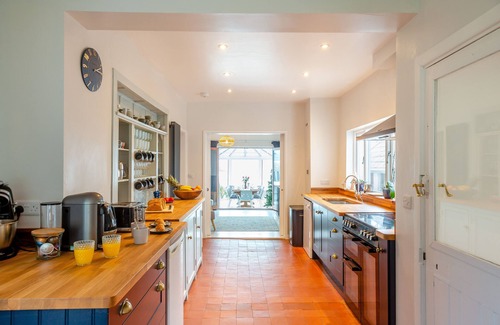 Bwlchtocyn House | Hywelfa - Five Bedroom House, Sleeps 10