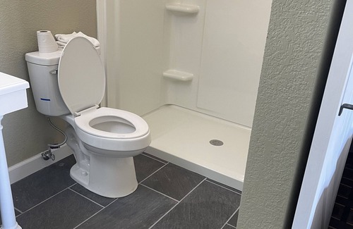 Johnson City Hotel | I-26 Inn