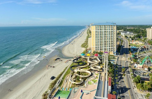 Myrtle Beach Villa | I BR Coastal Views Steps to Beach & Family Kingdom w/ Resort Pool & Lazy River
