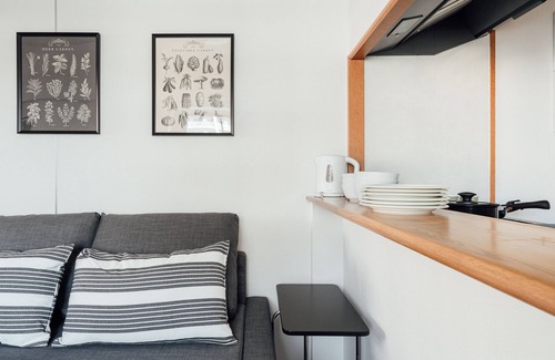 Namba Apartment | I Cube Kozu Apartment