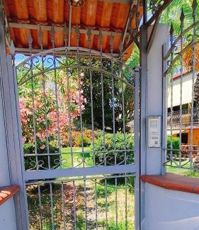 Mount Vesuvius - Pompei Apartment | I Giardini di Plinio - Elegante e Luminoso.