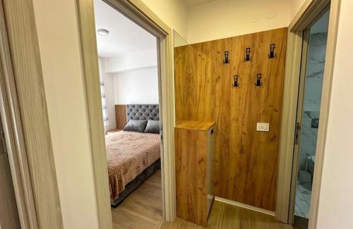Kragujevac Apartment | I&I 3 Bedrooms Apartment II
