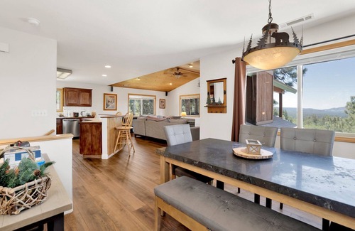 Upper Moonridge House | I Love View #1475
