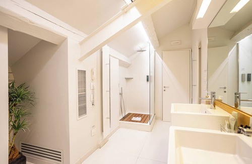 Historic Center Hotel | I Portici Hotel