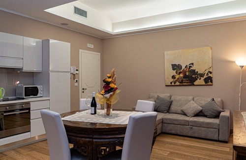 Catania City Centre Apartment | I PURITANI Casa di charme salotto di Catania Etnea LE SUITES DEL DUCA DI SARRO