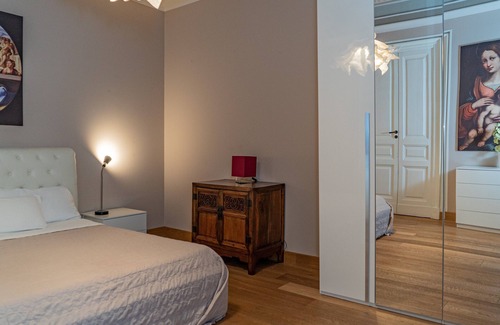 Catania City Centre Apartment | I PURITANI Casa di charme salotto di Catania Etnea LE SUITES DEL DUCA DI SARRO