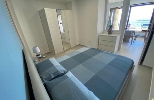 Augusta House | I Tri Scogghi , il mare dalla tua camera da letto