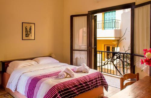 Old Town Apartment | Iason Studios