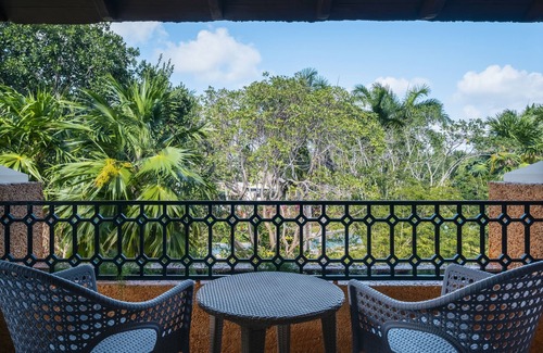 Villa Juarez Resort | Iberostar Waves Paraíso Beach - All Inclusive