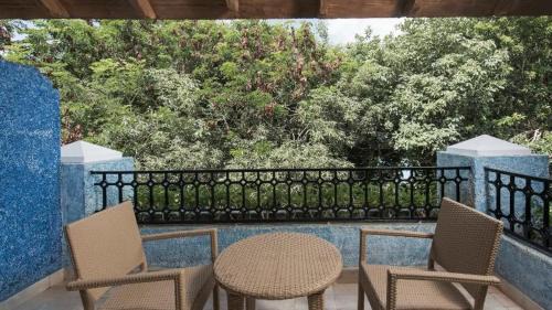 Villa Juarez Resort | Iberostar Waves Paraíso Beach - All Inclusive