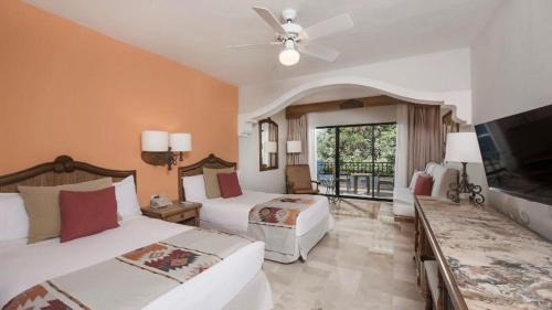 Villa Juarez Resort | Iberostar Waves Paraíso Beach - All Inclusive