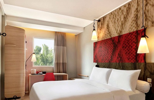 North Legian Hotel | ibis Bali Legian Street