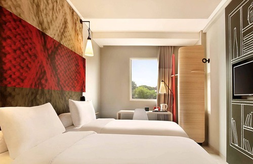 North Legian Hotel | ibis Bali Legian Street