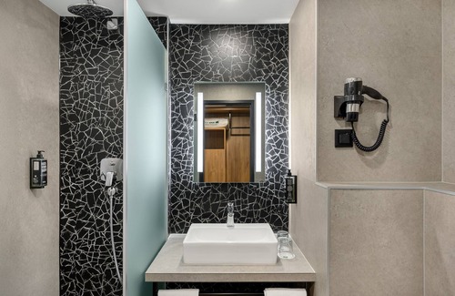 Terezvaros Hotel | ibis Budapest Heroes Square