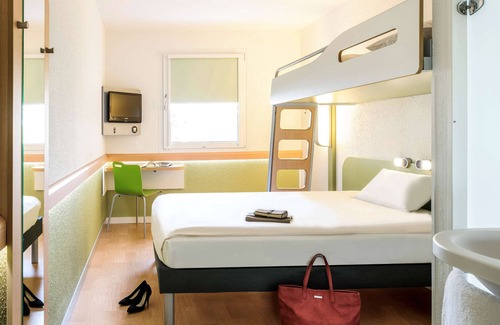 Blois Hotel | ibis budget Blois Centre
