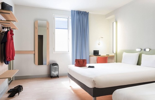 Bobigny Hotel | ibis budget Bobigny Pantin
