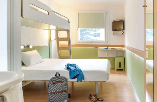 Duissern Hotel | ibis budget Duisburg City am Innenhafen
