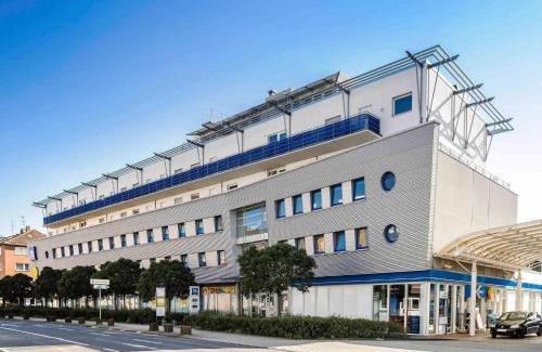 Duissern Hotel | ibis budget Duisburg City am Innenhafen