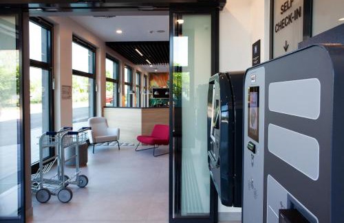 Altglienicke Hotel | ibis budget Hotel Berlin Airport