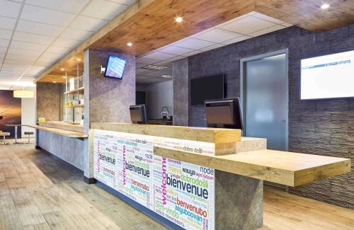 Vitrolles Hotel | ibis budget Marseille Aeroport Provence
