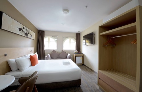 Melbourne Central Business District Hotel | ibis budget Melbourne CBD
