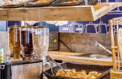 Orly Hotel | ibis budget Paris Coeur d'Orly Airport