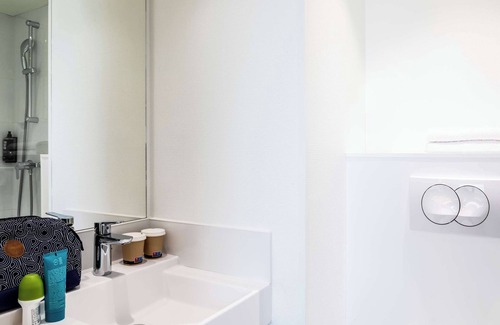 Montreuil Hotel | ibis budget Paris Porte de Montreuil