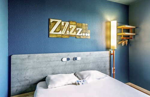 Pertuis Hotel | ibis budget Pertuis Portes du Luberon