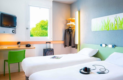 Montgermont Hotel | ibis budget Rennes Route de Saint Malo