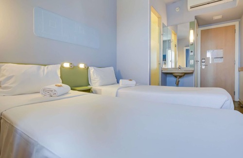 Del Castilho Hotel | ibis budget Rio de Janeiro Nova America