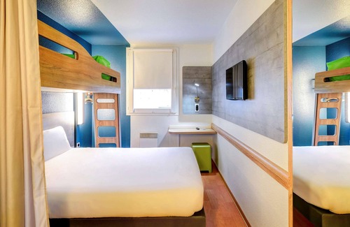 Quartier du Vieux-Pont - Sainte-Genevieve Hotel | ibis budget Rueil Malmaison