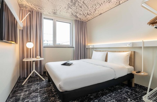Lichtenbroich Hotel | ibis Duesseldorf Airport