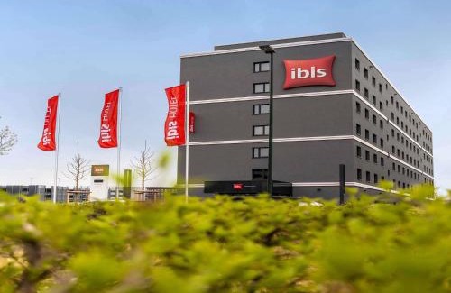 Lichtenbroich Hotel | ibis Duesseldorf Airport