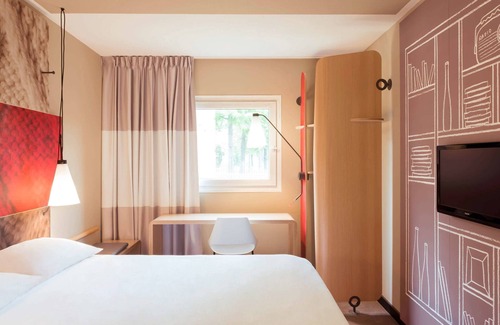 Saint-Louis Hotel | ibis Mulhouse Bale Aeroport