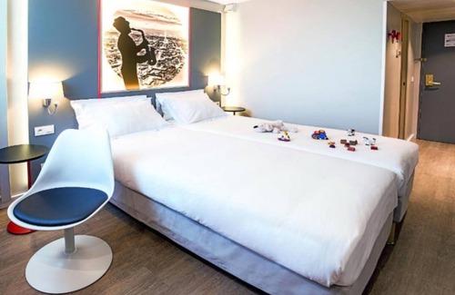 Saint-Ouen Hotel | ibis Paris Nord Porte de Saint Ouen