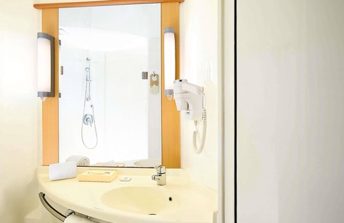 Viman Nagar Hotel | ibis Pune Viman Nagar Hotel