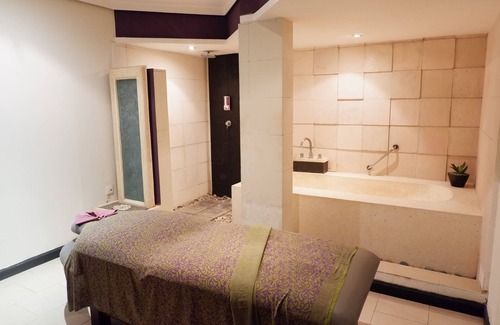 Legian Hotel | ibis Styles Bali Legian