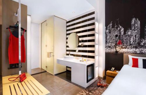 Garhoud Hotel | ibis Styles Dubai Airport Hotel