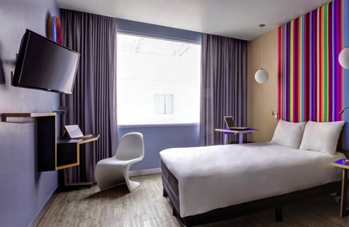 Zona Rosa Hotel | ibis Styles Mexico Reforma
