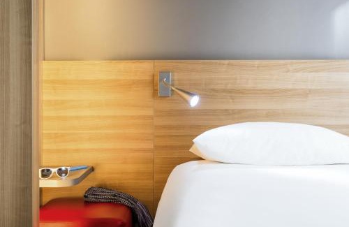 14th Arrondissement Hotel | ibis Styles Paris Alesia Montparnasse