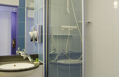 Jean Zay Hotel | ibis Styles Paris Val de Fontenay