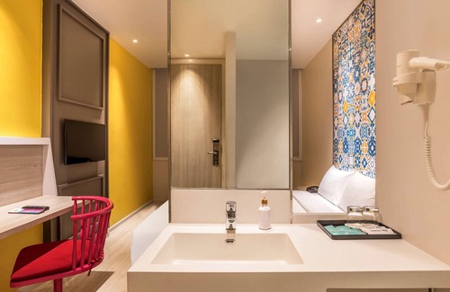 Talat Yai Hotel | ibis Styles Phuket City Hotel
